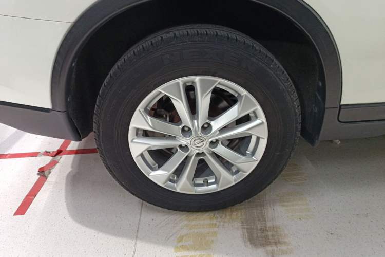 Used Nissan X-Trail 2014 2.5L CVT Luxury Edition 4WD