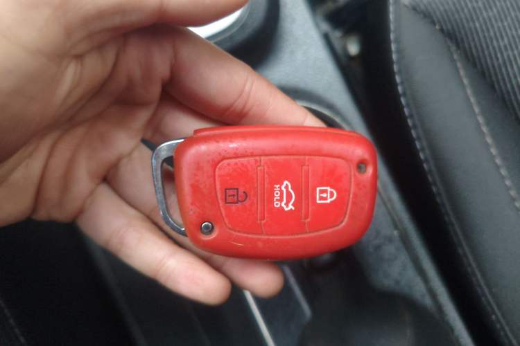 Used Hyundai Elantra 2016 1.6L Automatic ZhiXuan – Elite Version
