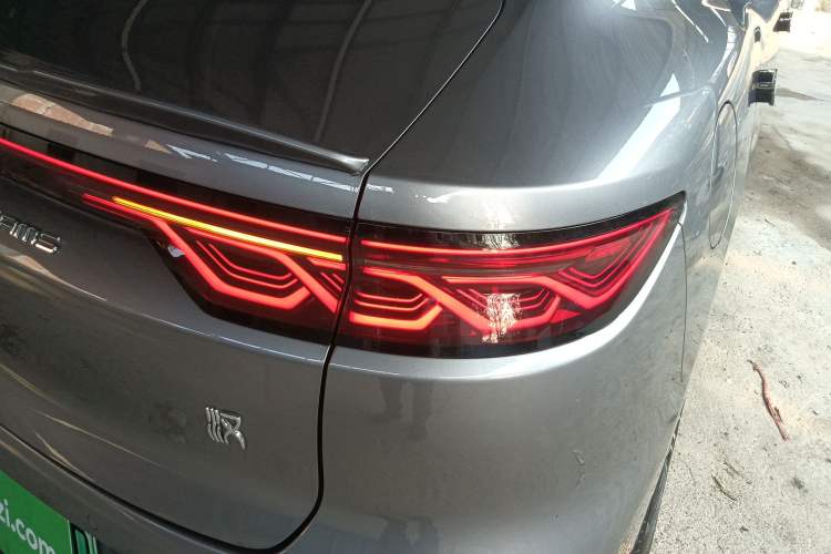 Used BYD Han 2024 DM-i Glory Edition 121KM Premium Model
