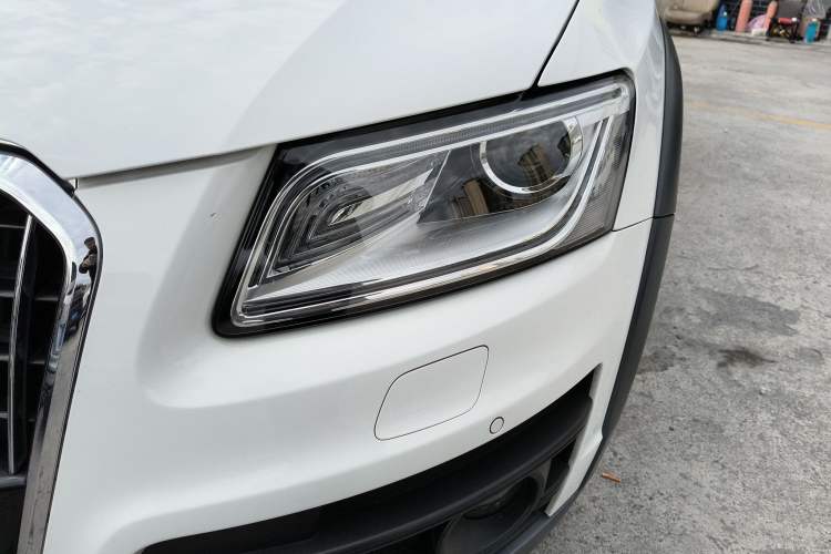 Used Audi Q5 2017 Plus 40 TFSI Technology Model
