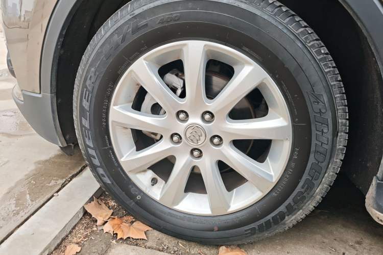 Used Buick Envision 2018 20T Two-Wheel Drive Luxury Model
