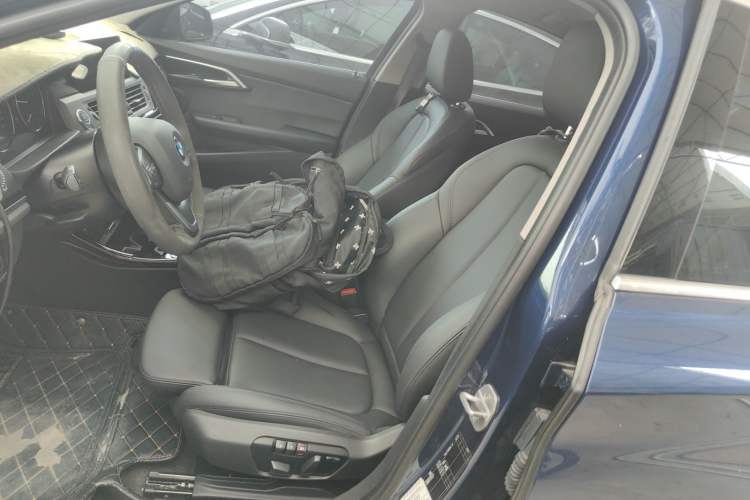 Used BMW 1 Series 2018 118i Design Package Edition
