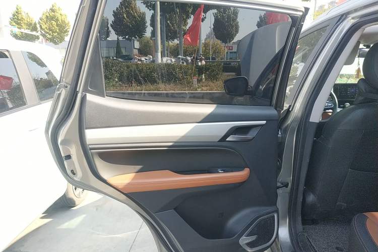 Used Geely Auto Vision X6 2020 1.4T CVT Luxury Edition