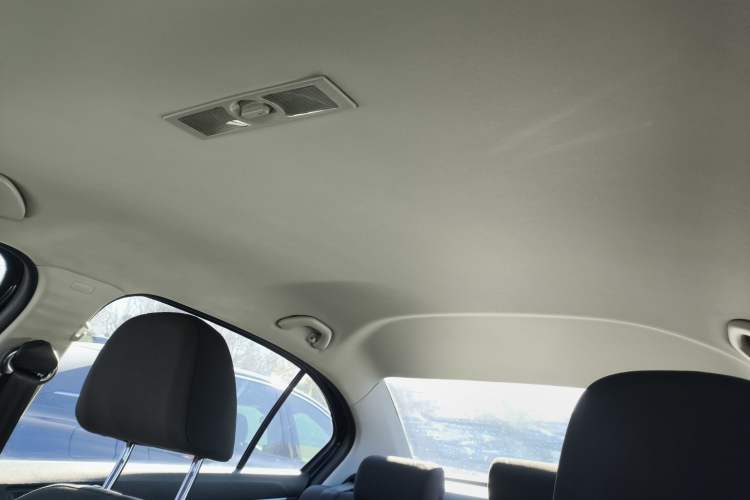 Used Volkswagen Lavida 2017 1.6L Manual Fashion Edition
