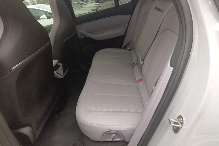 Used Nio EC6 2023 75 kWh