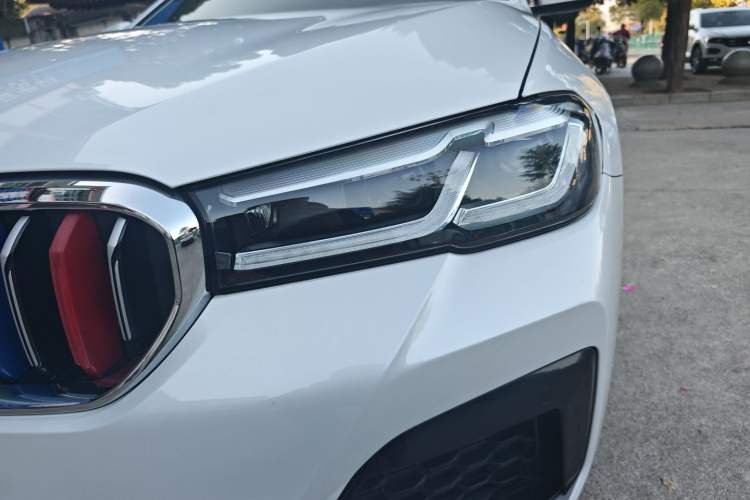 Used BMW 5 Series 2022 Second Facelift 525Li M Sport Package