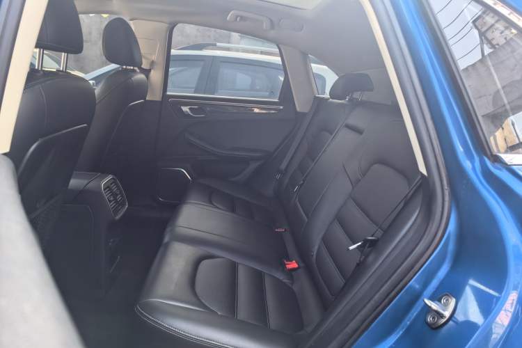 Used Zotye SR9 2017 2.0T Manual "Ultimate Heart" Edition
