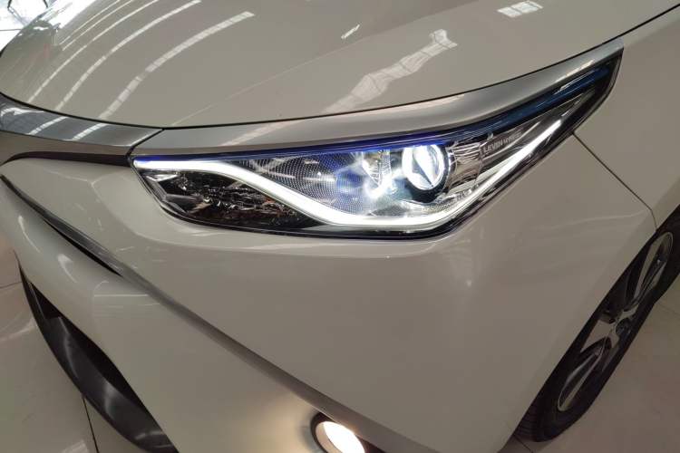 Used Toyota Levin 2016 Dual-Engine 1.8H GS-L E-CVT Leading Edition
