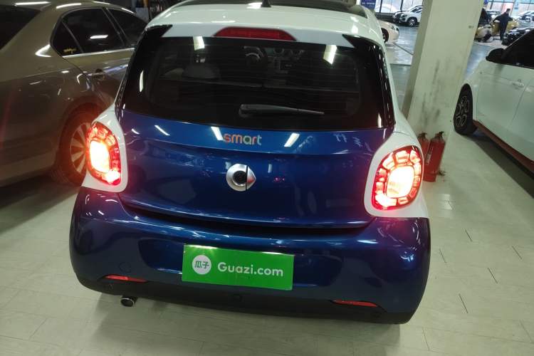 Used  forfour 2016 0.9T 66 kW Ultimate Edition