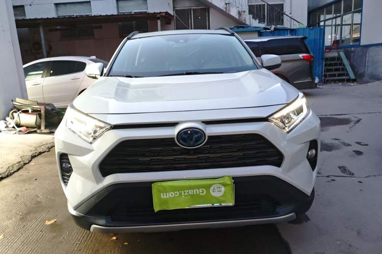 Used Toyota RAV4 2020 Dual-Engine 2.5L E-CVT Two-Wheel Drive Elite Edition
