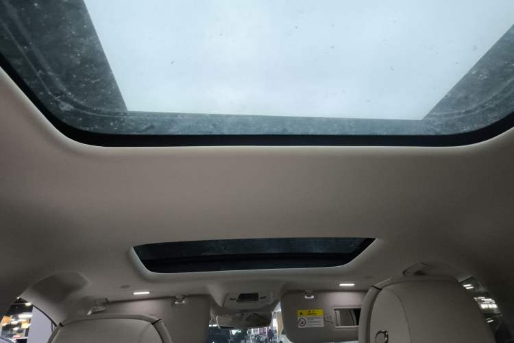 Used Denza D9 2024 DM-i 980 Four-Wheel Drive Prestige Model