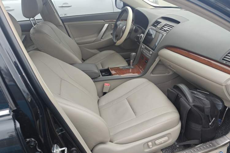 Used Toyota Camry 2013 200G Classic Luxury Edition