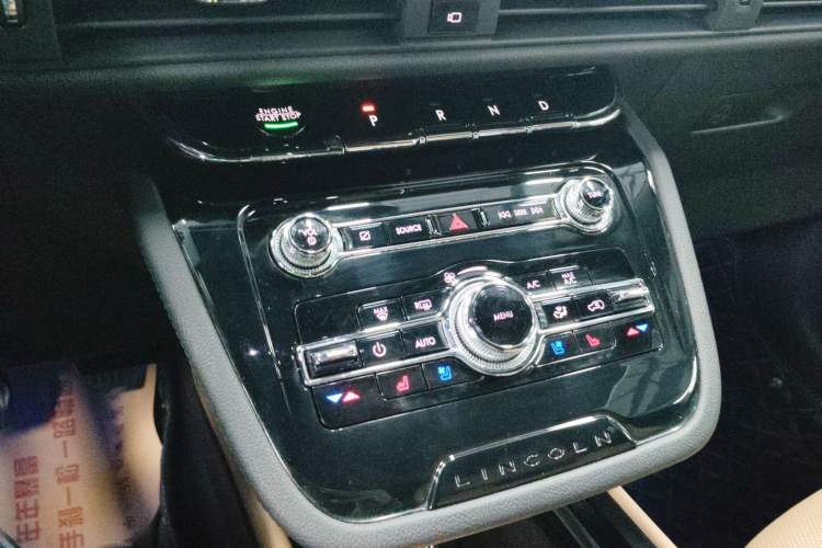 Used Lincoln Corsair 2021 2.0T Two-Wheel-Drive Luxury Edition