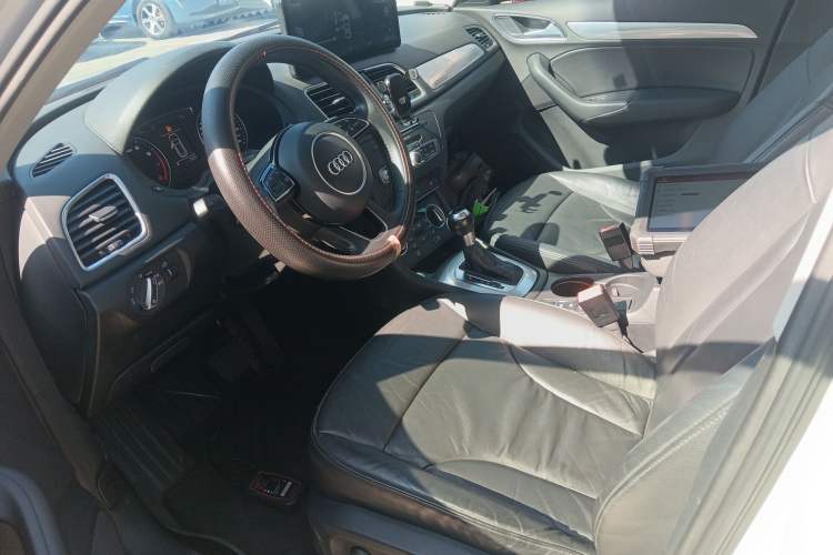Used Audi Q3 2016 35 TFSI quattro all-wheel-drive style model