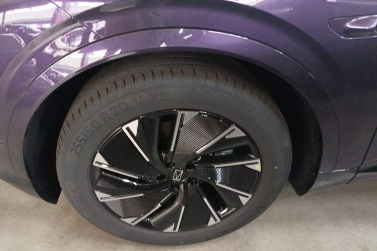 Used  07 2024 Max Pure Electric Edition
