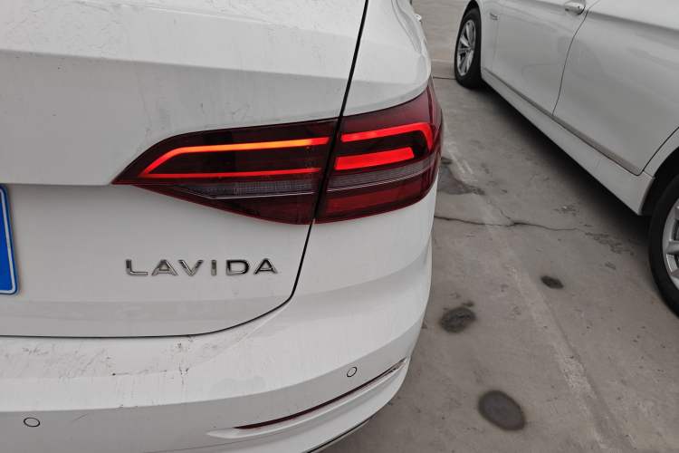 Used Volkswagen Lavida 2022 1.5L Automatic Comfort Edition