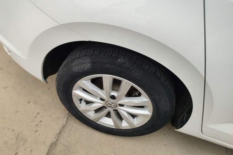 Used Volkswagen Touran 2018 Volkswagen Touran L 280TSI DSG Comfort Edition 7 Seats China VI Standard
