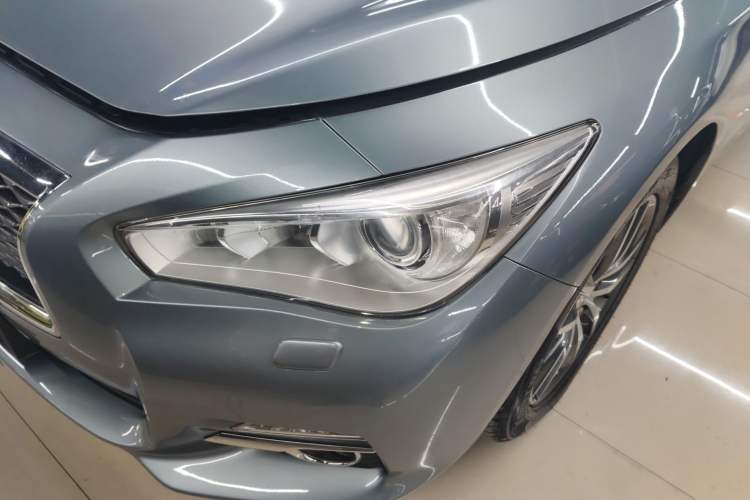 Used Infiniti Q50 2014 2.0T Comfort Edition
