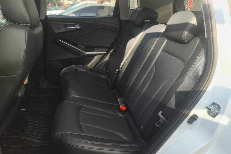 Used Changan CS15 2021 1.5L Automatic Entry-Level Trim
