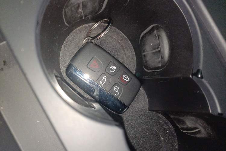 Used Land Rover Discovery Sport 2015 2.0T SE