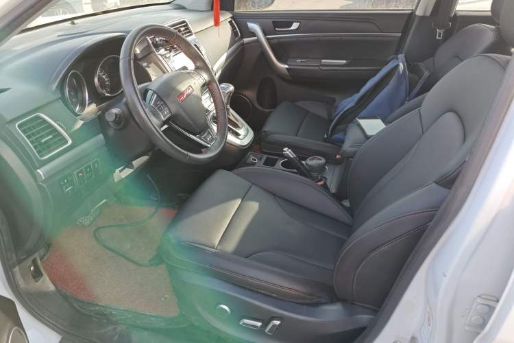 Used Haval H6 2015 Sport Edition 1.5T Automatic Two-Wheel Drive Luxury Model