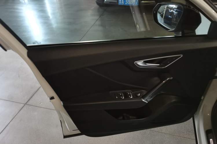 Used Audi Q2L 2020 35 TFSI Fashion Dynamic Model
