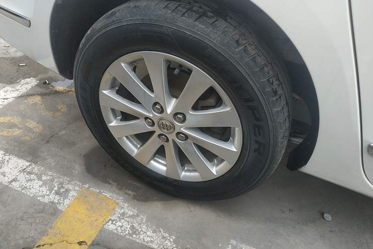 Used Buick GL8 2018 28T Luxury Model China VI Standard
