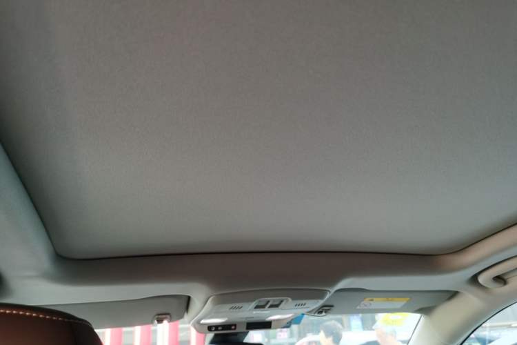 Used Buick Envision 2018 28T Four-Wheel Drive Luxury Model
