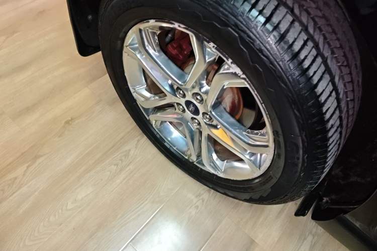 Used Ford Edge 2016 EcoBoost 245 Two-Wheel-Drive Titanium 7-Seater
