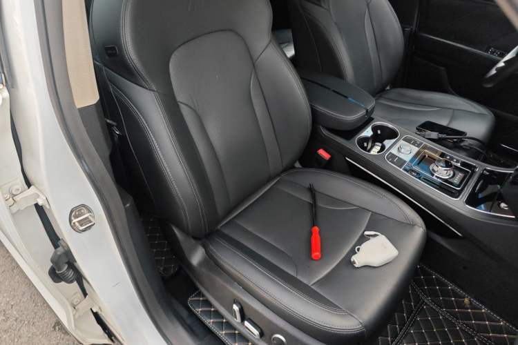 Used Zotye T600 2016 Sport Edition 2.0T DCT Prestige Model