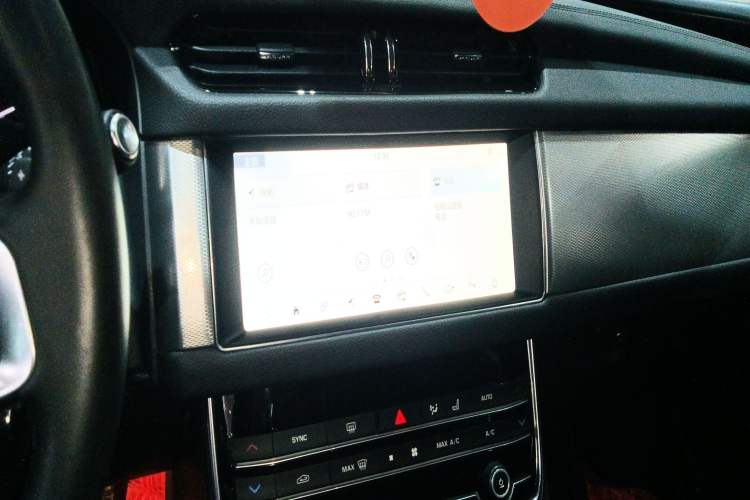 Used Jaguar XFL 2019 XFL 2.0T 200 PS Two-Wheel-Drive Elite Edition
