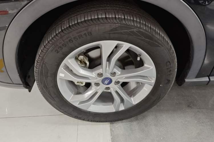 Used Ford Equator Sport 2023 EcoBoost 170 Platinum Edition
