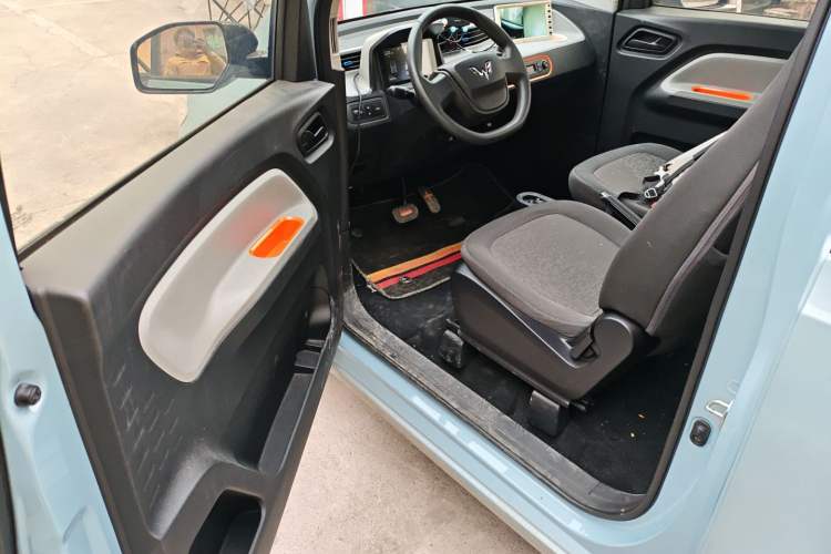 Used Wuling Hongguang MINIEV 2021 Macaron Fashion Edition Lithium-Ion Battery