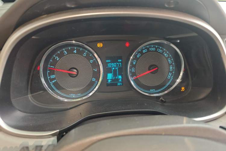 Used Chevrolet Lova RV 2016 1.5L Manual Comfort Edition