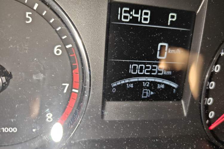 Used Volkswagen Polo 2014 1.6L Cross Polo Automatic