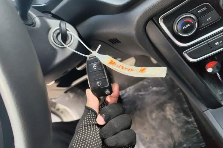 Used Chery Tiggo 3 2016 1.6L CVT ZhiShang Edition
