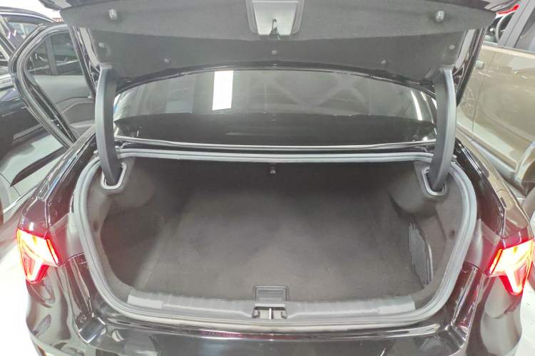 Used Lynk & Co 03 2019 1.5TD DCT JingPro Edition China VI Standard
