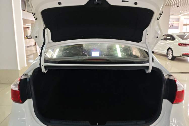 Used Kia K3 2016 1.6L Automatic GLS
