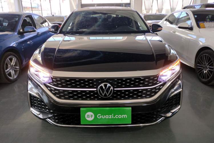 Used Volkswagen Passat 2022 330TSI Starry Luxury Edition
