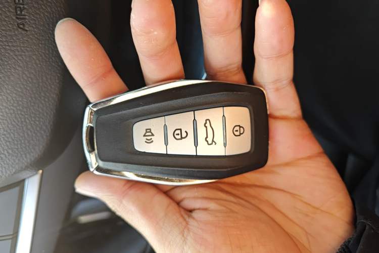 Used Geely Auto Emgrand 2019 Leading Edition 1.5L CVT Upward-Connected Model China VI Standard