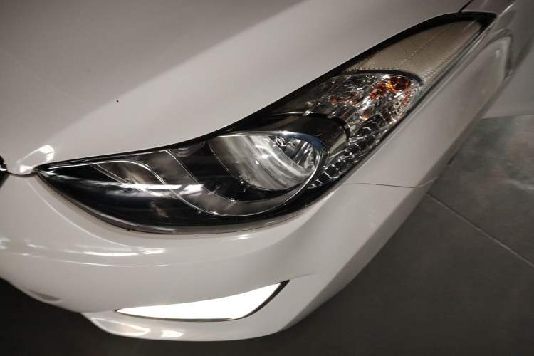 Used Hyundai Elantra 2015 1.6L Automatic Leading Model
