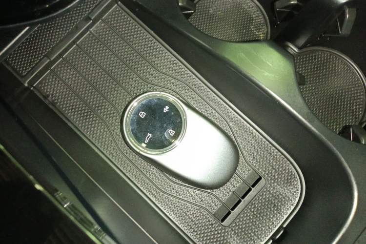 Used NETA S 2022 Extended-Range Version 1160 km Range Rear-Wheel-Drive Compact Edition
