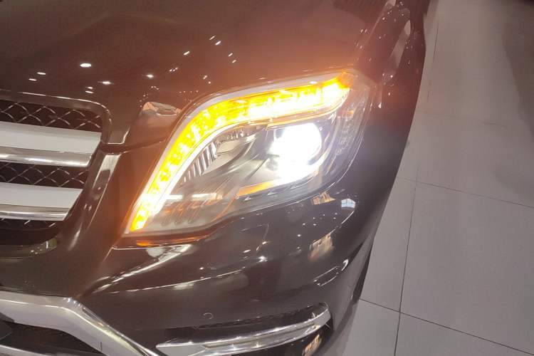 Used Mercedes-Benz GLK-Class 2015 GLK 300 4MATIC Fashion Edition Ultimate Version