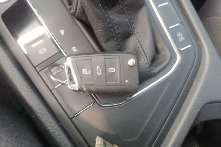 Used Volkswagen Tiguan L 2022 330TSI Automatic Two-Wheel Drive Comfort Edition
