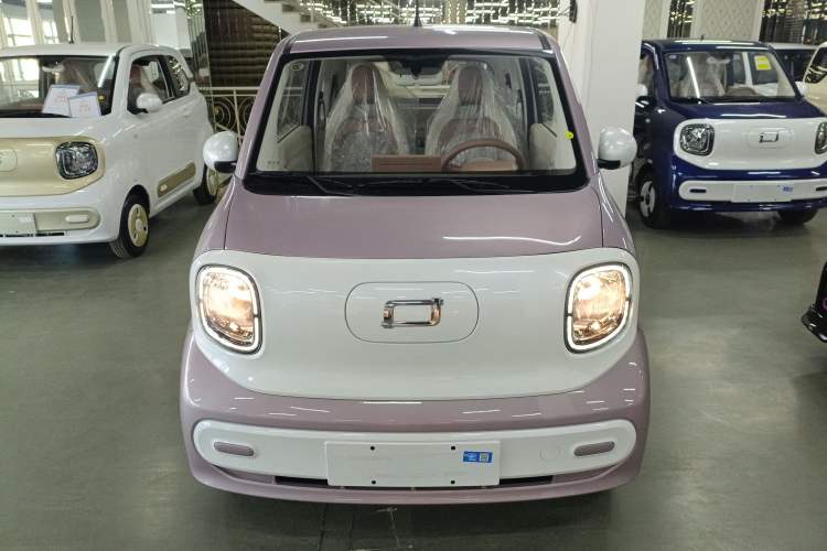 Used Bestune Pony 2026 222km Colorful Horse