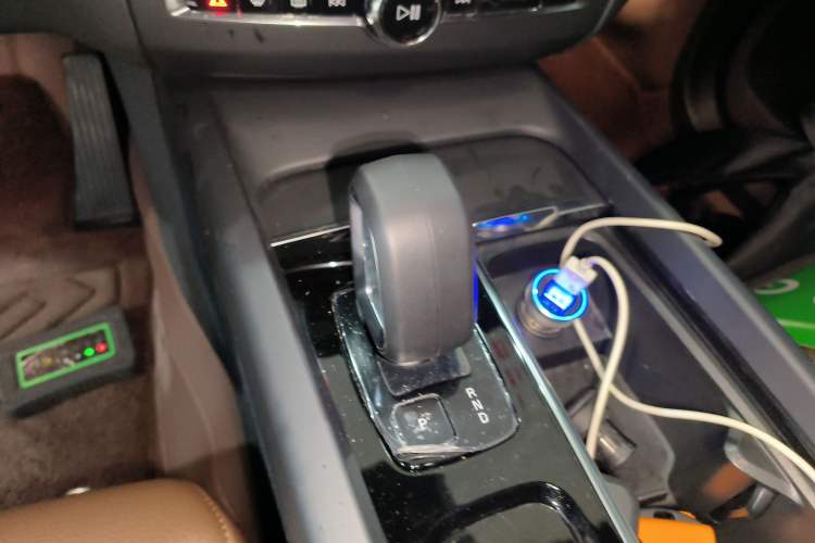 Used Volvo XC60 2024 B5 4x4 Smart Luxury Edition
