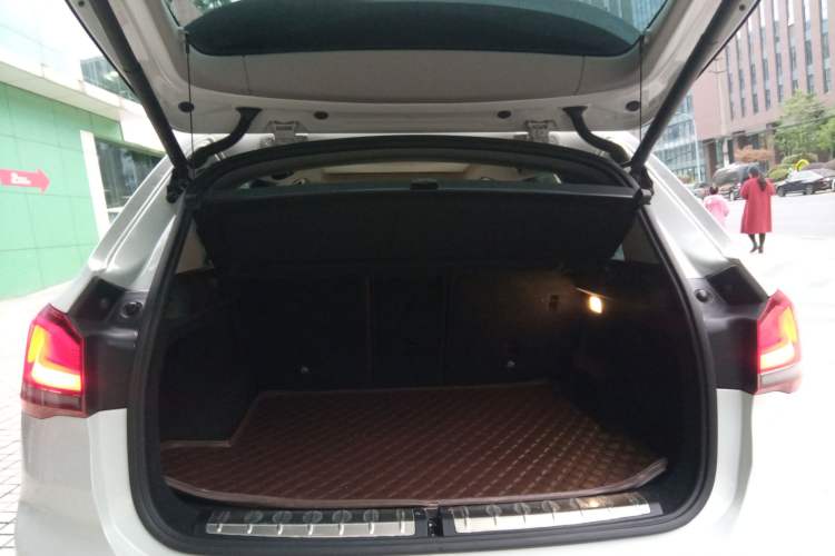 Used BMW X1 2020 sDrive25Li Leading Model
