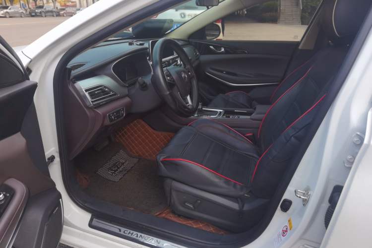 Used Changan Raeton CC 2018 1.5T Automatic Zhiya Model China V Standard
