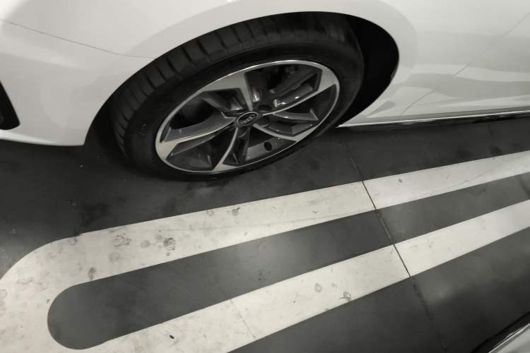 Used Audi A4L 2024 40 TFSI Fashion Dynamic Model