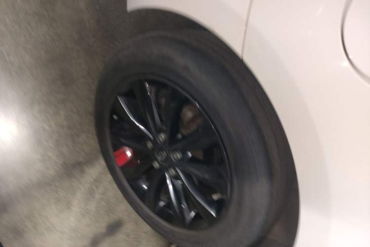 Used Chevrolet Monza 2020 Light Hybrid Redline 320T Dual-Clutch Joyful Edition
